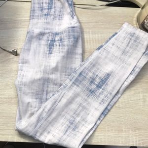 P’tula active Alaina allure strokes of blue